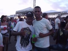 Oktober 10 Anos